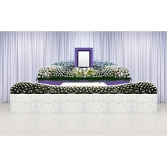 明瞭かつ低廉な葬祭料金でご奉仕させていただきます。